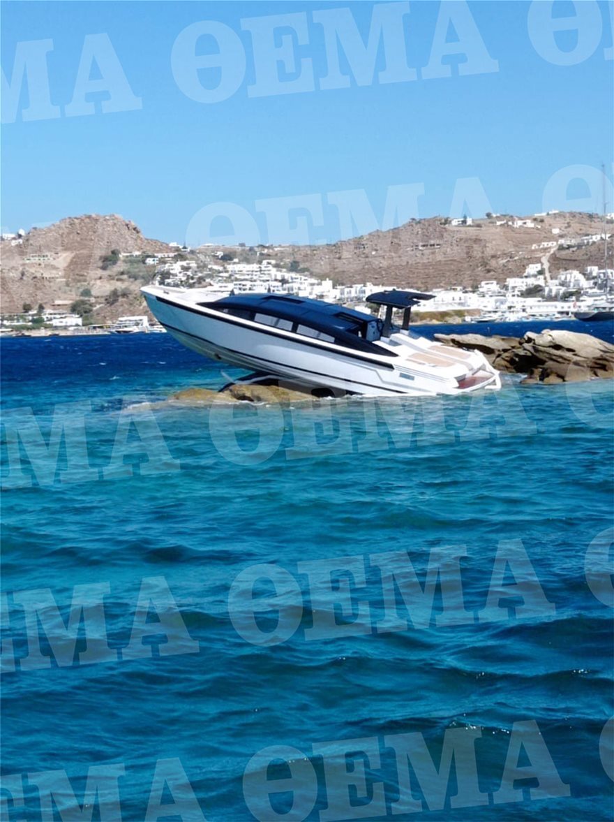 Μύκονος: Με γερανό μεταφέρουν το tender του Αιγύπτιου μεγιστάνα που είχε «καρφωθεί» στα βράχια 