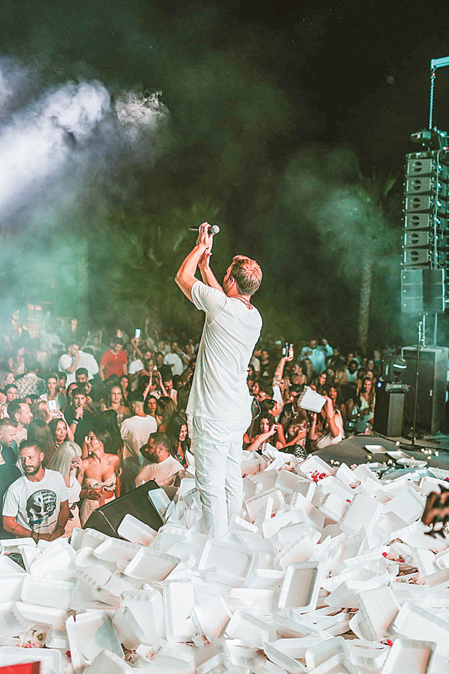 Το δίχως αύριο κορωνο-πάρτι της Χαλκιδικής