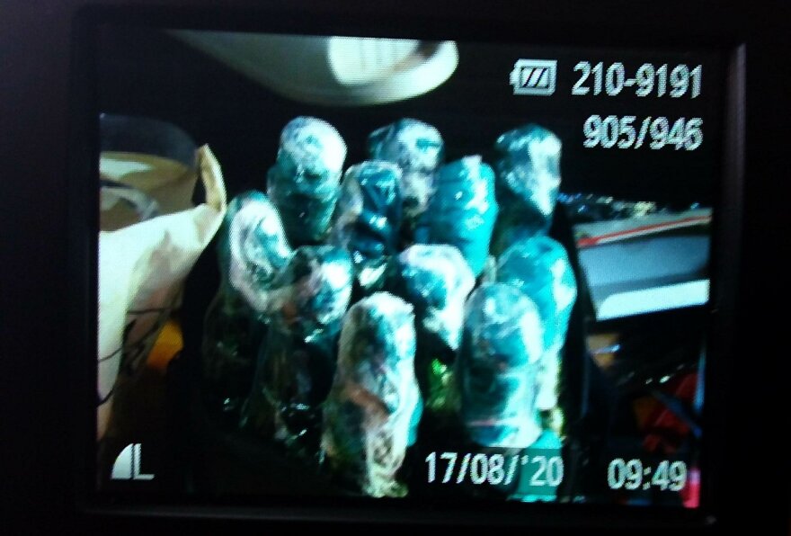 Θεσσαλονίκη: «Πλούσια» τα ευρήματα της αστυνομίας στο υπό κατάληψη κτίριο - Δείτε φωτογραφίες