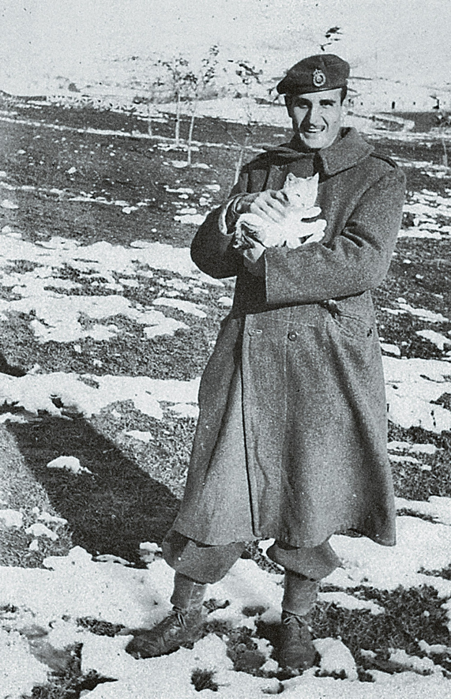 Ντίνος Χριστιανόπουλος: Ο μέγας αιρετικός του έρωτα και της ποίησης