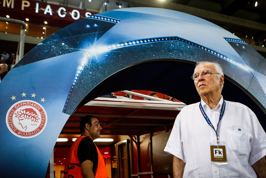 Σάββας Θεοδωρίδης: Έφυγε ένας «Θρύλος» για τον Ολυμπιακό - Δείτε βίντεο