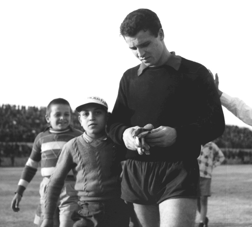 Σάββας Θεοδωρίδης: Έφυγε ένας «Θρύλος» για τον Ολυμπιακό - Δείτε βίντεο