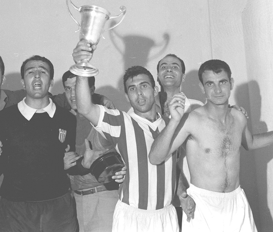 Σάββας Θεοδωρίδης: Έφυγε ένας «Θρύλος» για τον Ολυμπιακό - Δείτε βίντεο