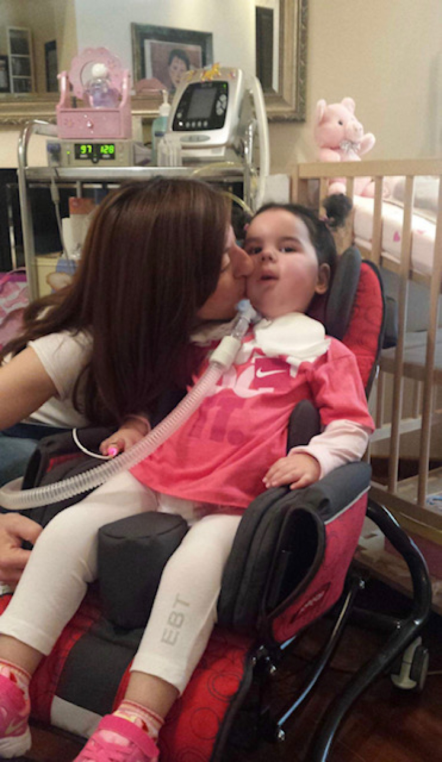 Η επτάχρονη Μιχαέλα - Γαβριέλα πρέπει να ζήσει...