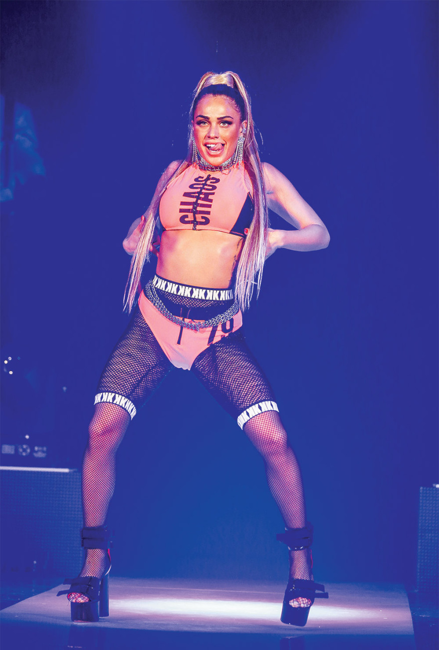 Τα πάνελ της TV ανανεώνονται με νέα και... παλιά πρόσωπα