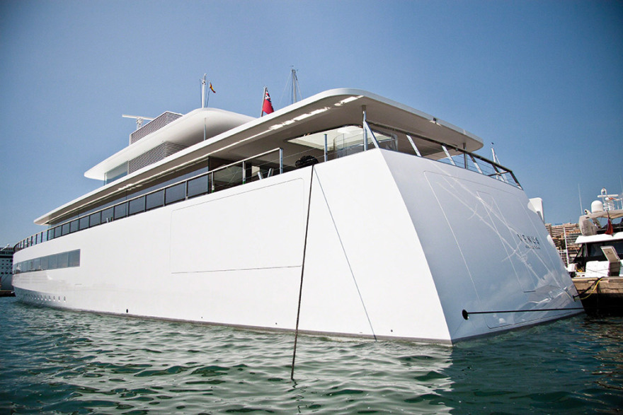 Λορίν Πάουελ Τζομπς: Η πρώην κυρία Τζομπς με το «Venus» στις Κάννες