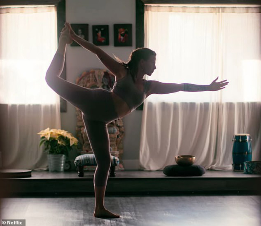 Το Neftlix αποκαλύπτει τον σκοτεινό κόσμο του ταντρικού σεξ: Υποχρεωτικά όργια για την… Φώτιση 