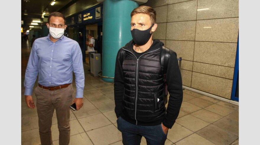 Παναθηναϊκός: Στην Αθήνα ο Φακούντο Σάντσες - Φωτογραφίες από την άφιξή του