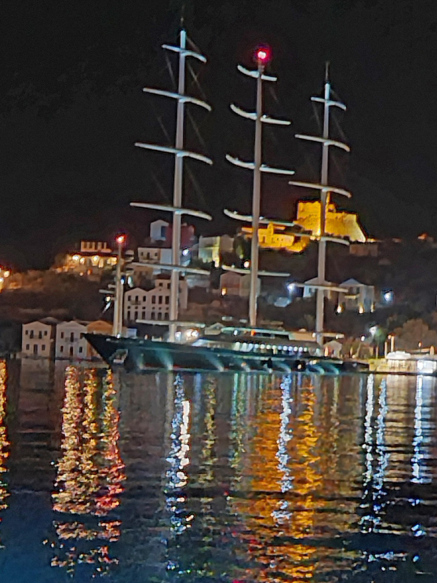 Φωτογραφίες: Στο Καστελόριζο το ωραιότερο ιστιοφόρο του κόσμου