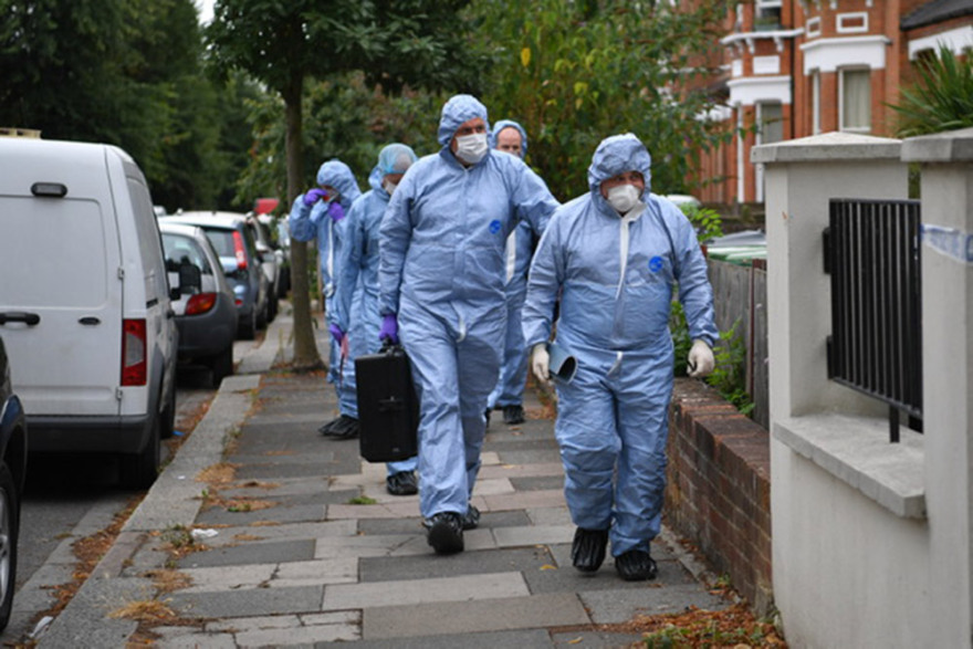 Η... Μήδεια του lockdown: Η ιστορία πίσω από τη γυναίκα που κατηγορείται για τη δολοφονία του αυτιστικού γιου της