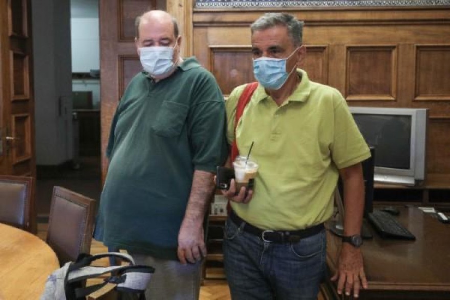 Τσίπρας: Άφησε... μούσι ο πρόεδρος του ΣΥΡΙΖΑ 