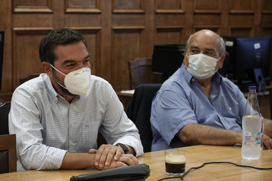 Τσίπρας: Άφησε... μούσι ο πρόεδρος του ΣΥΡΙΖΑ 