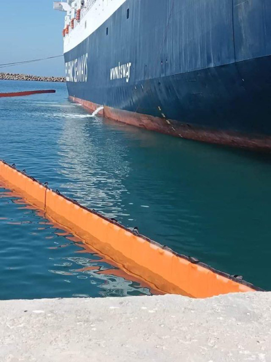 Προσέκρουσε σε βραχονησίδα το «Express Πήγασος» έξω από την Κάσο - Δείτε βίντεο