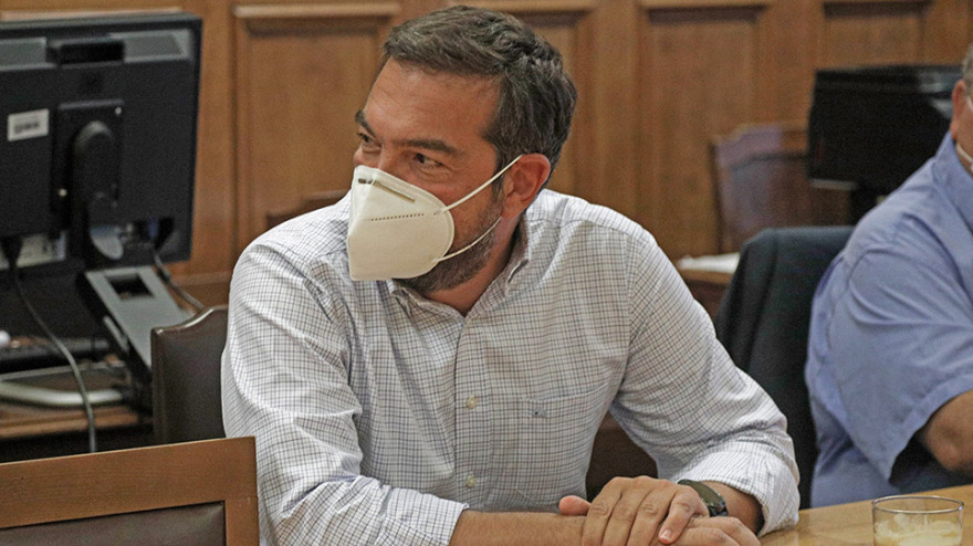 Τσίπρας: Άφησε... μούσι ο πρόεδρος του ΣΥΡΙΖΑ 