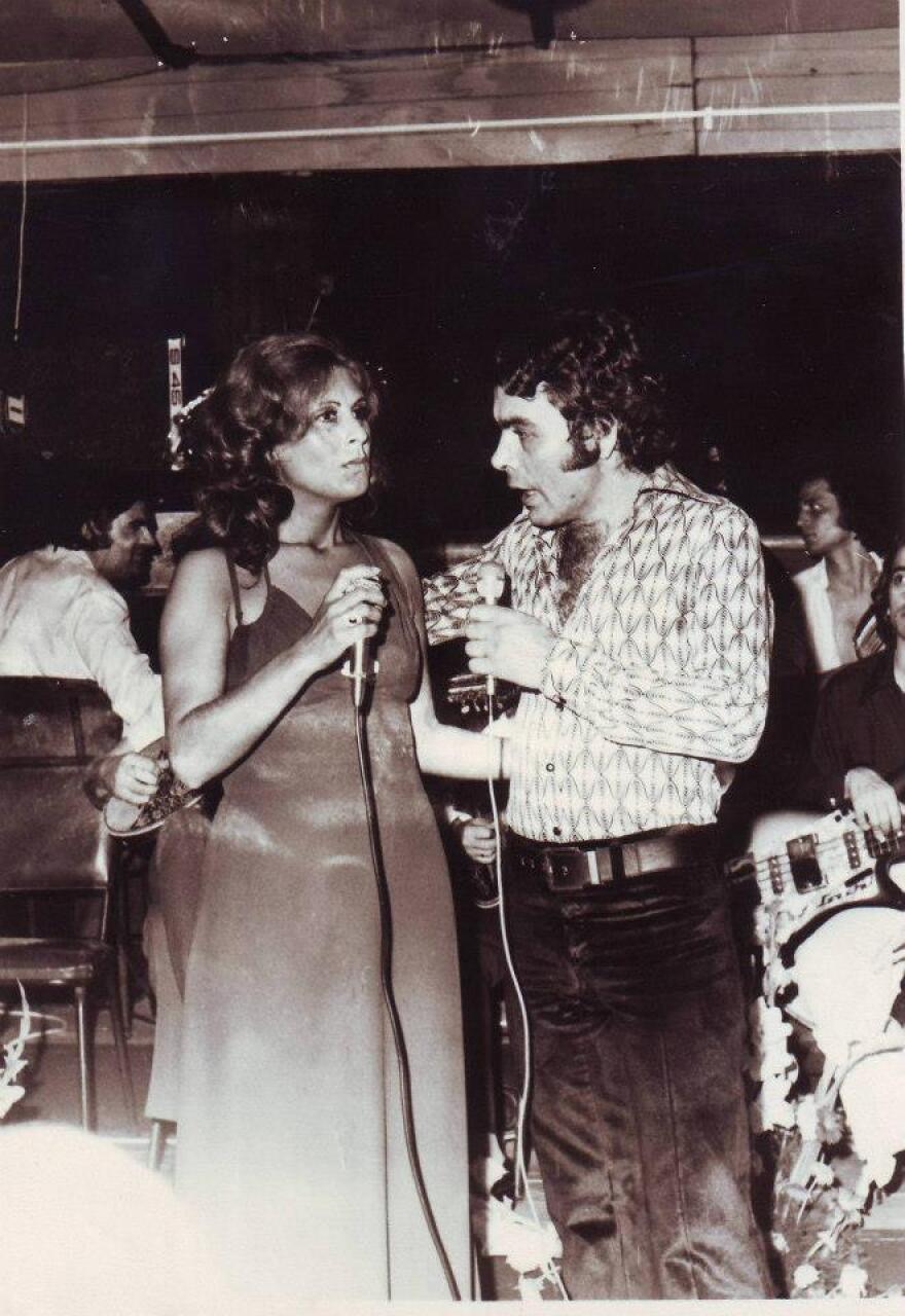 Η Ρένα Κουμιώτη αποχαιρετά τον Γιάννη Πουλόπουλο με φωτογραφίες και λόγια βαθιάς αγάπης