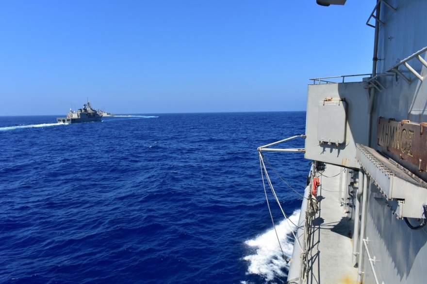 Βίντεο: Εντυπωσιακές εικόνες από την αεροναυτική άσκηση των Ενόπλων Δυνάμεων στην Ανατολική Μεσόγειο