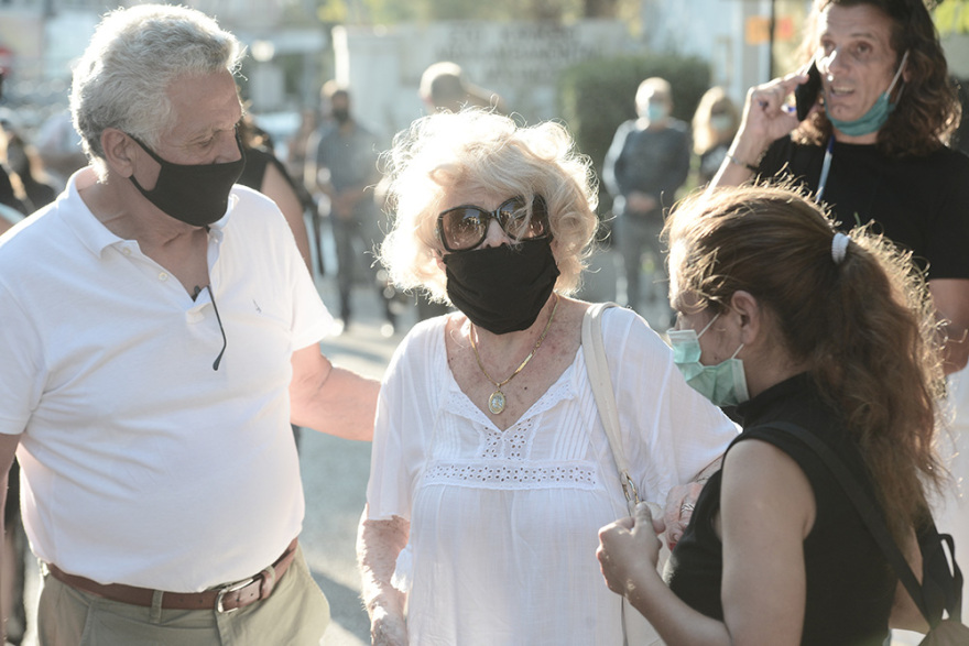 Γιάννης Πουλόπουλος: «Έκλαψε ο ουρανός» στο στερνό αντίο 