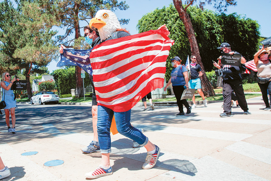 Η διεθνής των COVIDIOTS: Ποιοι κήρυξαν πόλεμο σε μάσκες και εμβόλια