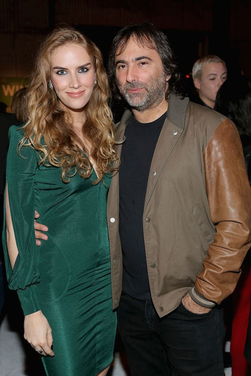 Σαρλότ Κερκ: Η κόρη του ηλεκτρολόγου «έφαγε» τα αφεντικά της Warner Bross και της NBC Universal 