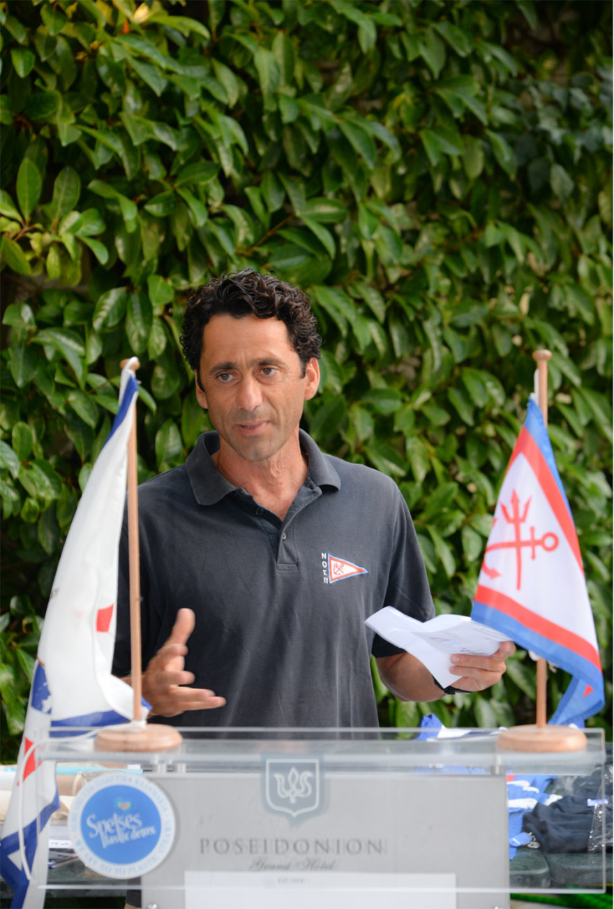 Ο Sir Στέλιος Χατζηιωάννου «ένωσε» τις Σπέτσες με το St. Barth