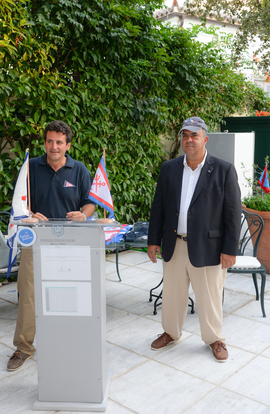 Ο Sir Στέλιος Χατζηιωάννου «ένωσε» τις Σπέτσες με το St. Barth