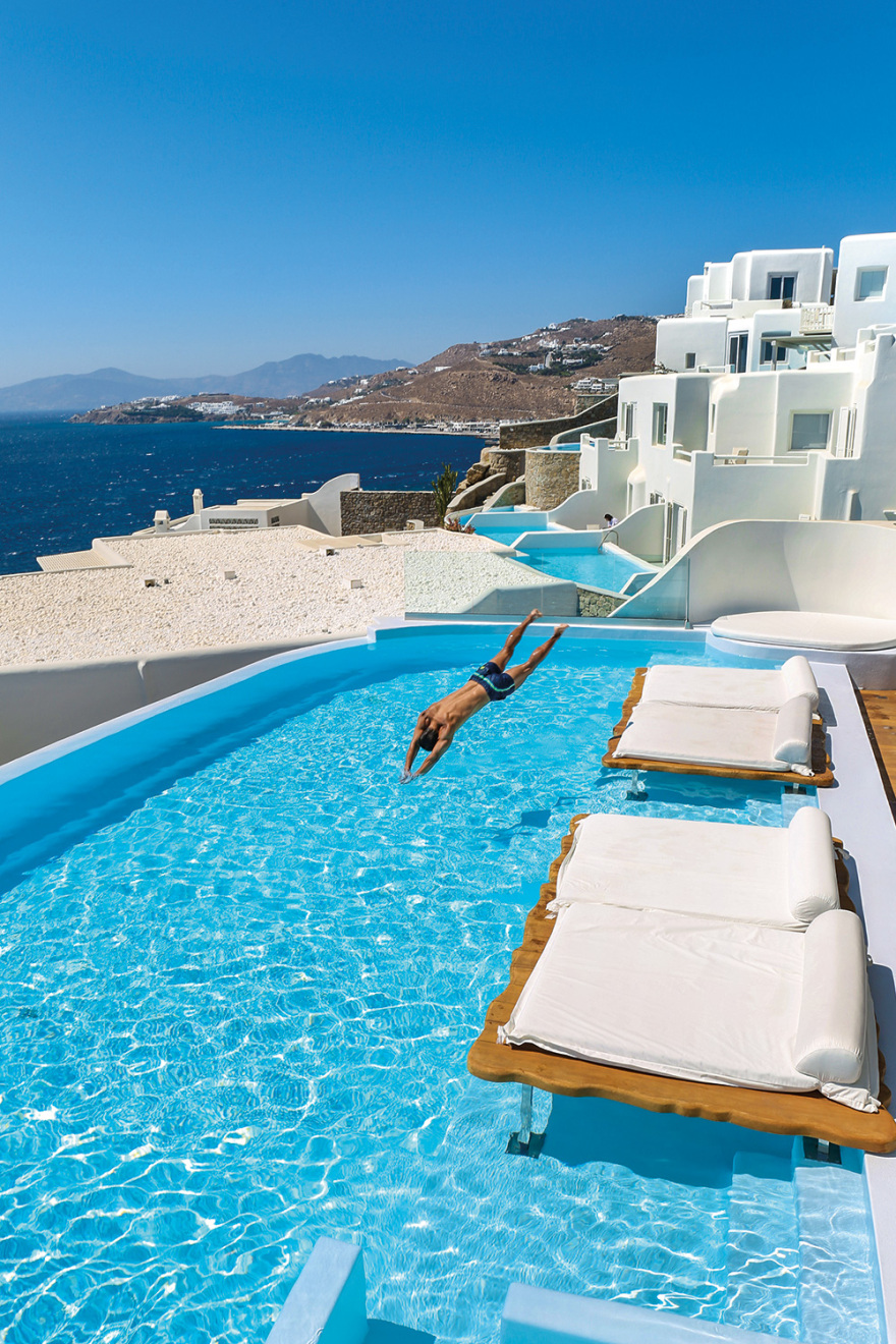 Rick Yune: Ο «κακός» του Τζέιμς Μποντ στο Νησί των Ανέμων