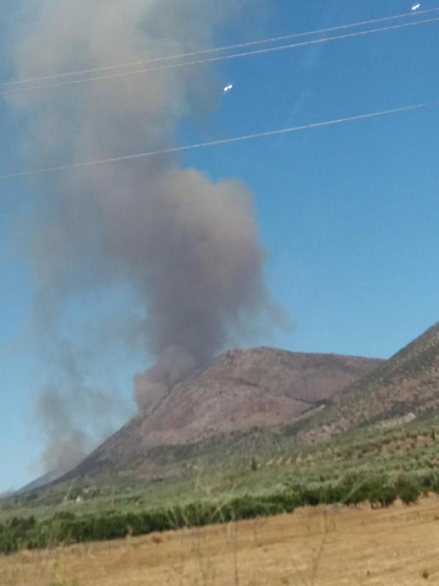 Μυκήνες: Μάχη με τη φωτιά ακόμα και μέσα στον αρχαιολογικό χώρο - Ποια τμήματα έχουν πληγεί