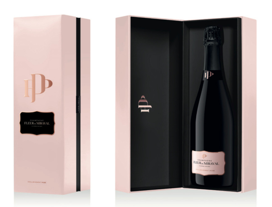 Μπραντ Πιτ: Αγκαλιές με τη Νικόλ, ροζέ σαμπάνια με την Αντζελίνα