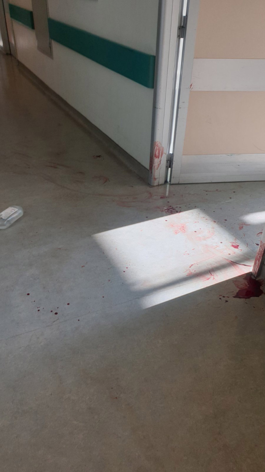 Νοσοκομείο Αττικόν: Ασθενής μαχαίρωσε νοσηλεύτρια και αυτοκτόνησε 