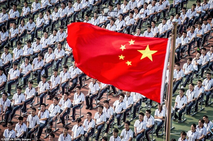 Κορωνοϊός - Κίνα: Επέστρεψαν στα θρανία οι μαθητές στην πολύπαθη Ουχάν μετά από επτά μήνες