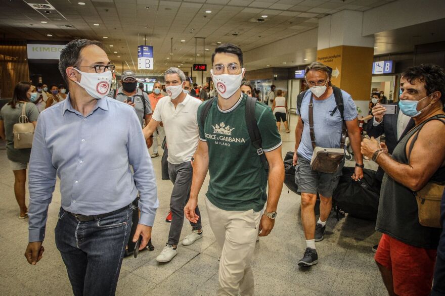 Ολυμπιακός: Ήρθε ο Πέπε για τις υπογραφές