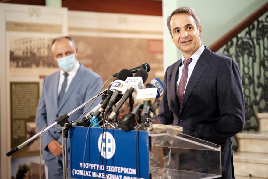 Μητσοτάκης: Στη μάχη για μονοψήφια ύφεση - Ετοιμάζει τα «πυρομαχικά» που θα ρίξει από τη ΔΕΘ