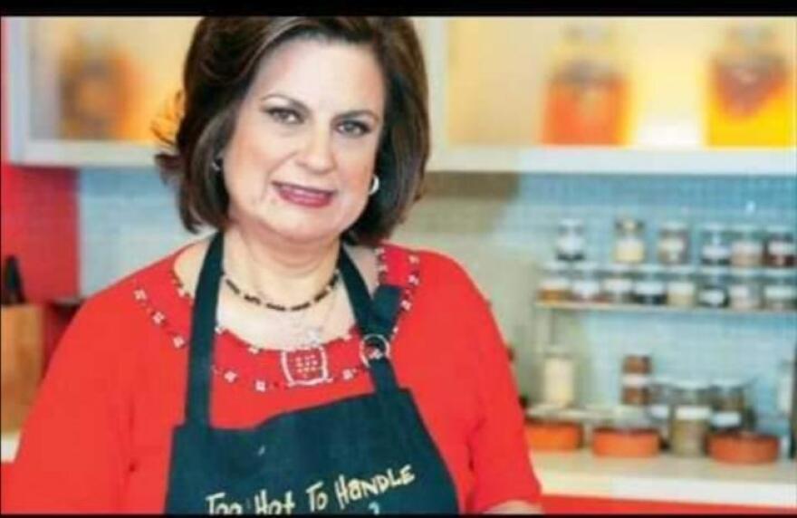 Δεν τον εξυπηρέτησαν και έκανε έλεγχο στο εστιατόριο λέγοντας ότι είναι γιατρός του ΕΟΔΥ