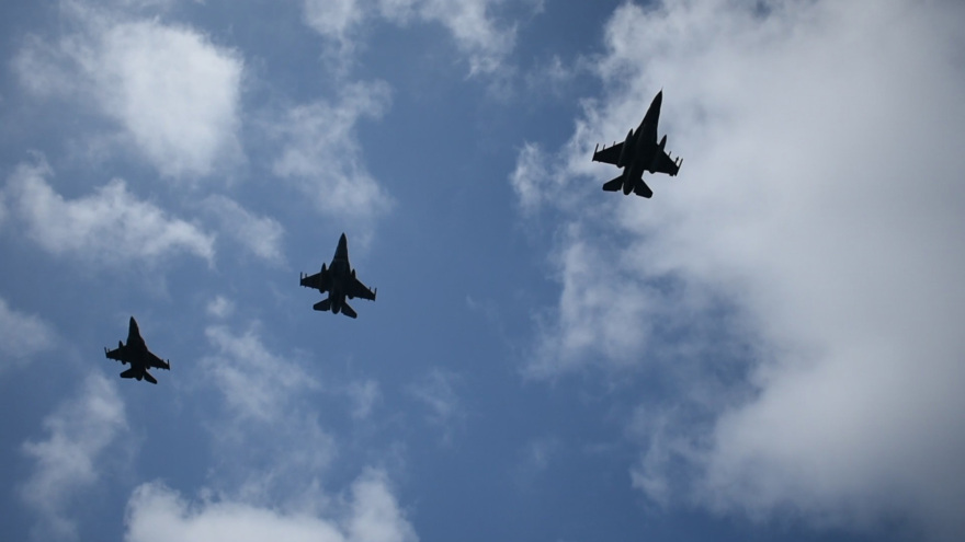 Βίντεο και φωτογραφίες από την κοινή άσκηση των Ενόπλων Δυνάμεων Ελλάδας-Αραβικών Εμιράτων