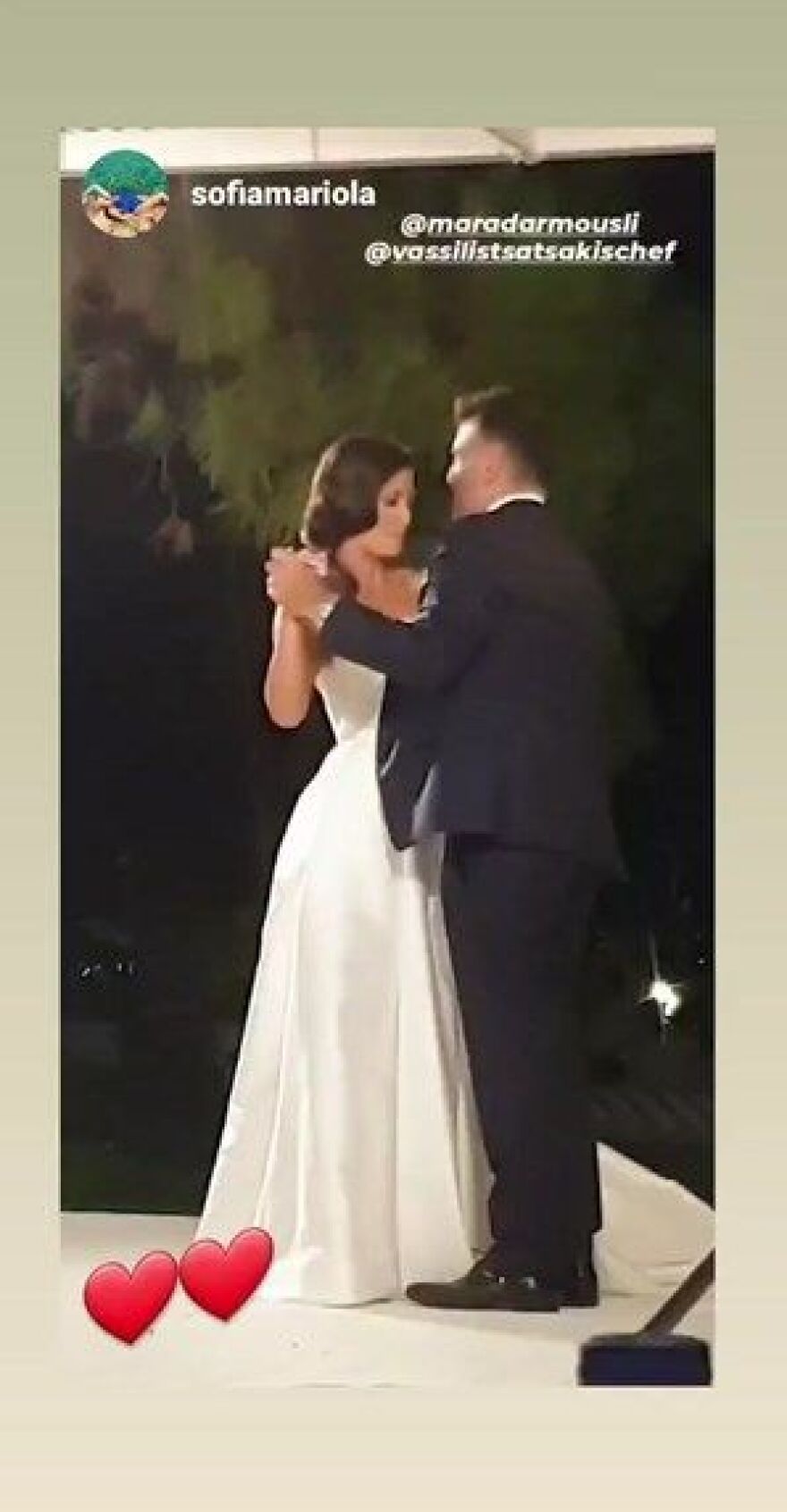 Φωτογραφίες: Παντρεύτηκε η Μάρα Δαρμουσλή