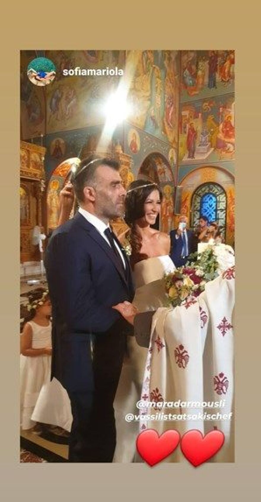 Φωτογραφίες: Παντρεύτηκε η Μάρα Δαρμουσλή