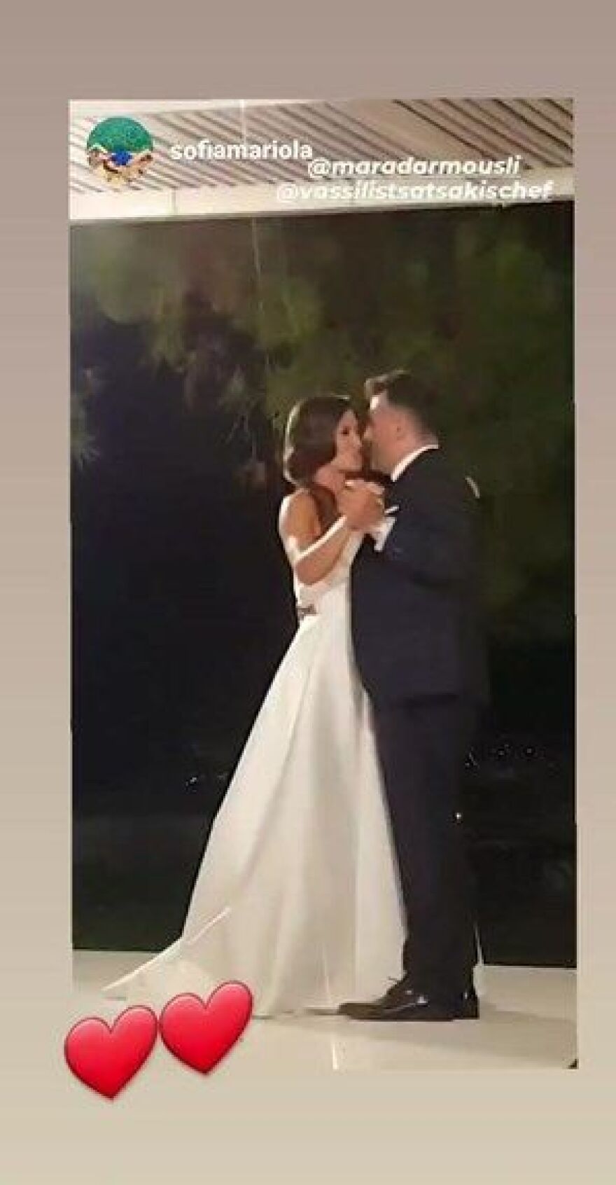 Φωτογραφίες: Παντρεύτηκε η Μάρα Δαρμουσλή