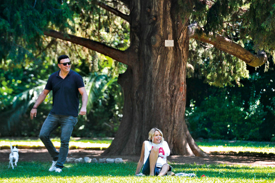 Βασίλης Κικίλιας - Τζένη Μπαλατσινού: Βόλτα στον εθνικό κήπο - Δείτε φωτογραφίες