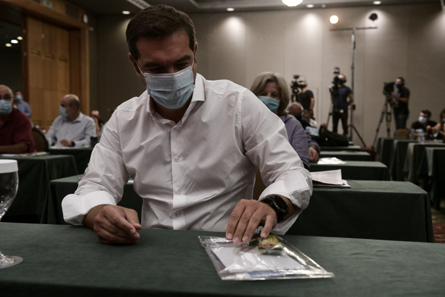 ΣΥΡΙΖΑ: Ανακωχή με Τζανακόπουλο και στροφή στις κομματικές ρίζες