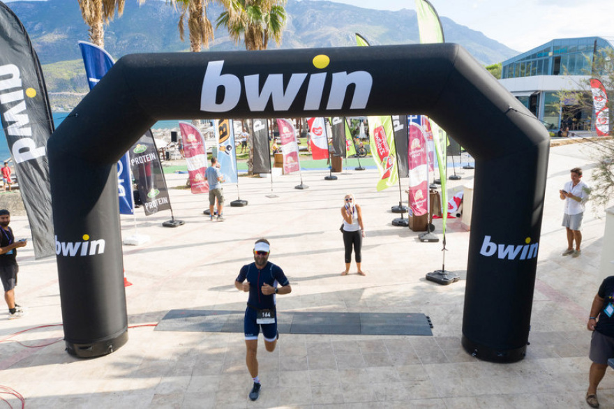 Spetsathlon Goes To Loutraki - Έδειξε το Δρόμο!