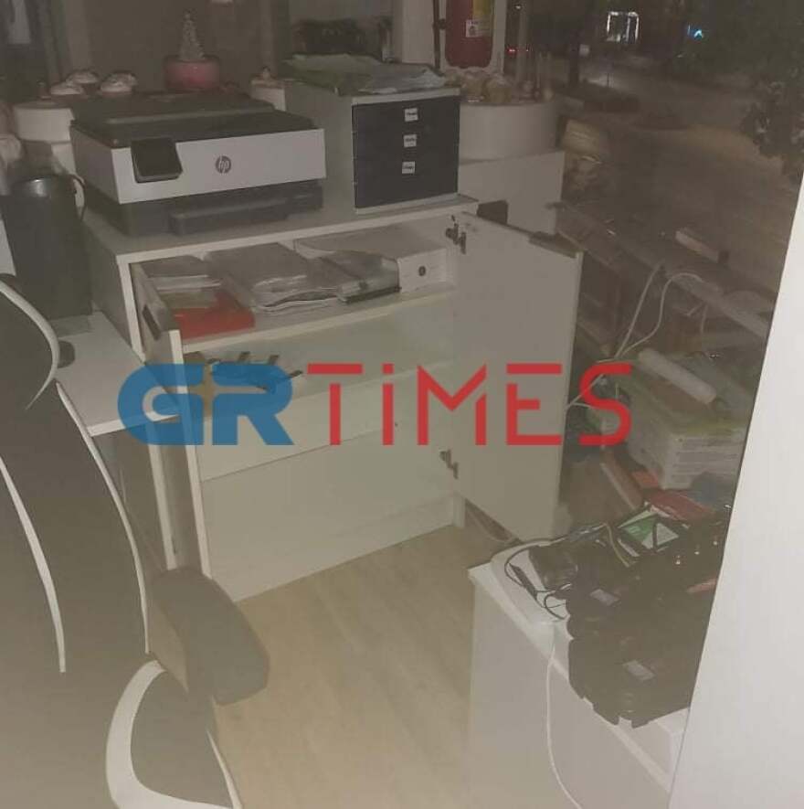 Θεσσαλονίκη: Διέρρηξαν το ίδιο ζαχαροπλαστείο για έβδομη φορά μέσα σε επτά χρόνια