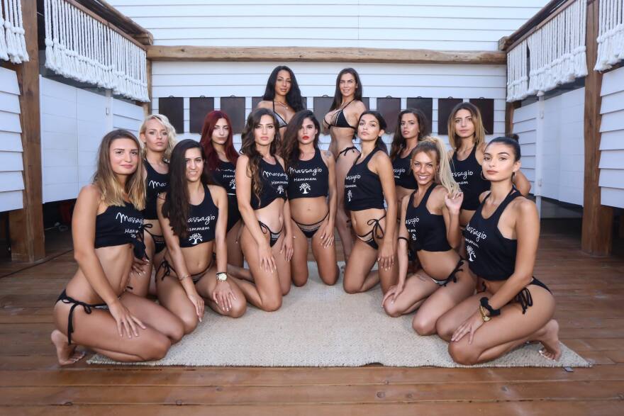 Τα κορίτσια των εθνικών καλλιστείων πήγαν Μύκονο  