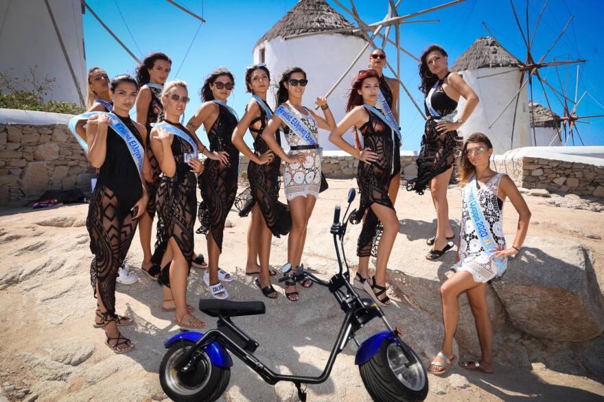 Τα κορίτσια των εθνικών καλλιστείων πήγαν Μύκονο  