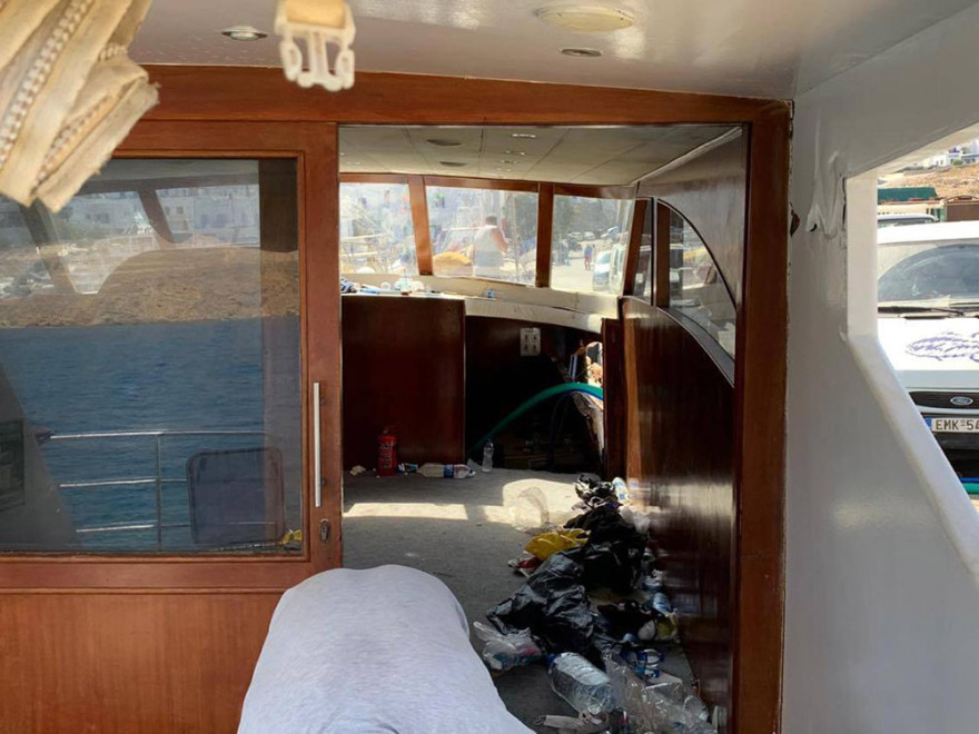 Επιχείρηση διάσωσης 151 μεταναστών από ακυβέρνητο σκάφος κοντά στην Αμοργό