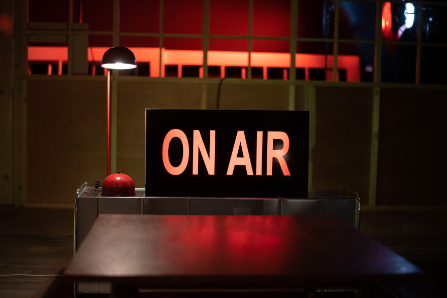 «Πάμε Δανάη»: Βackstage από το trailer της Δανάης Μπάρκα για το  νέο πρωινό του MEGA 