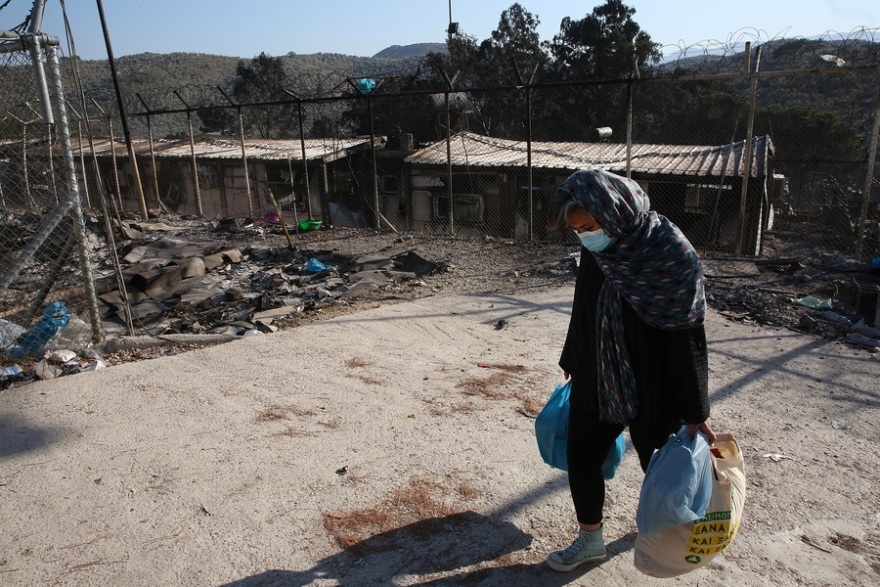 Μπαράζ πυρκαγιών στην Αττική: Ανησυχία για τις αναζωπυρώσεις - Έρευνες για εμπρησμούς σε Κερατέα και Λαυρεωτική