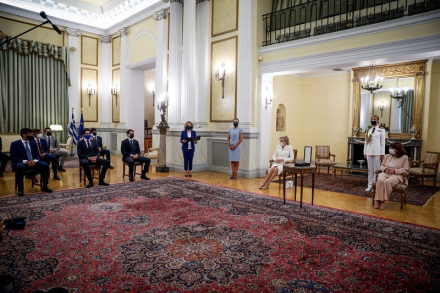 Στην Μαριάννα Β. Βαρδινογιάννη ο Μεγαλόσταυρος του Τάγματος της Ευποιΐας