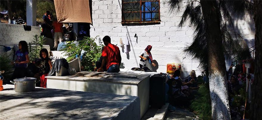 Νέα φωτιά στη Μόρια - Ολοκληρωτική η καταστροφή στο ΚΥΤ