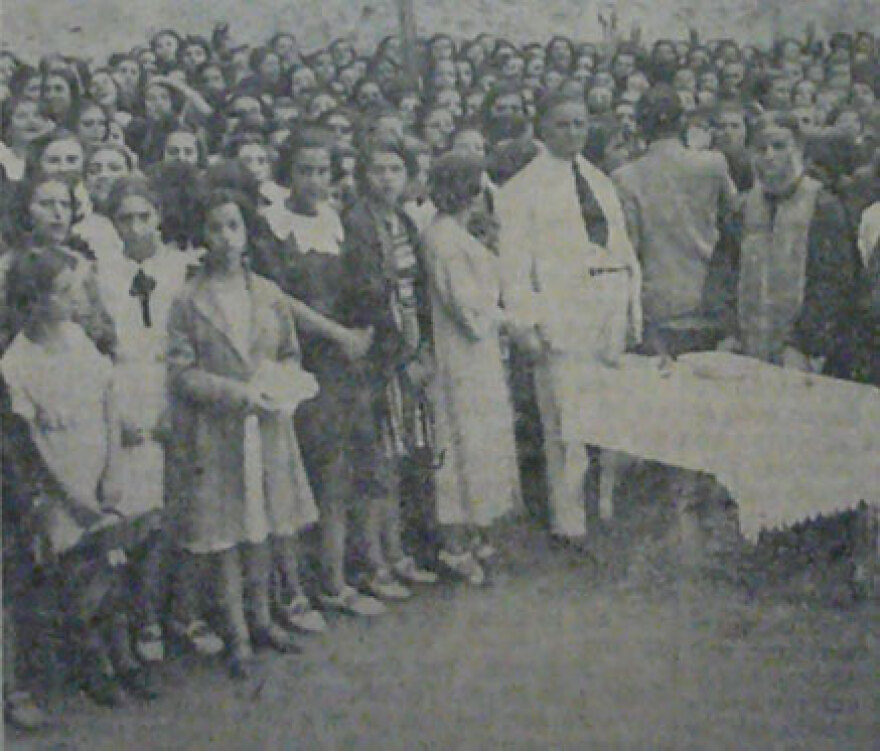 Άνοιξαν τα σχολεία!