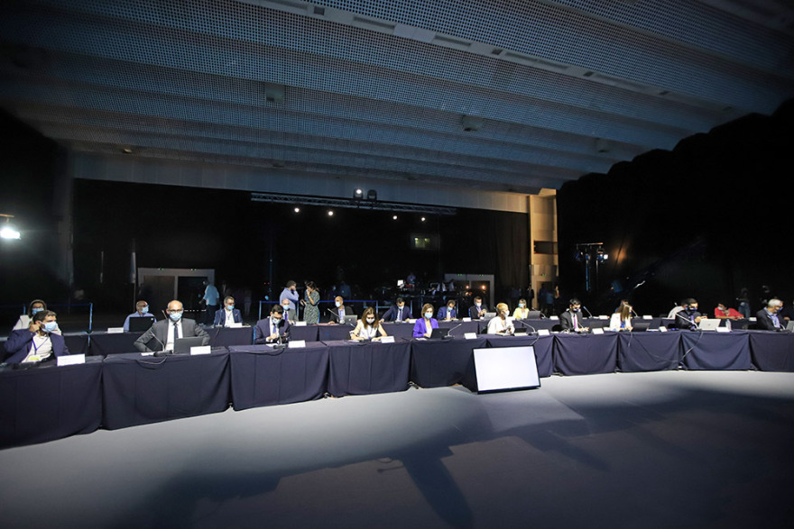 ΔΕΘ 2020: Προσαρμοσμένη στην... εποχή του κορωνοϊού η συνέντευξη Μητσοτάκη (φωτό)